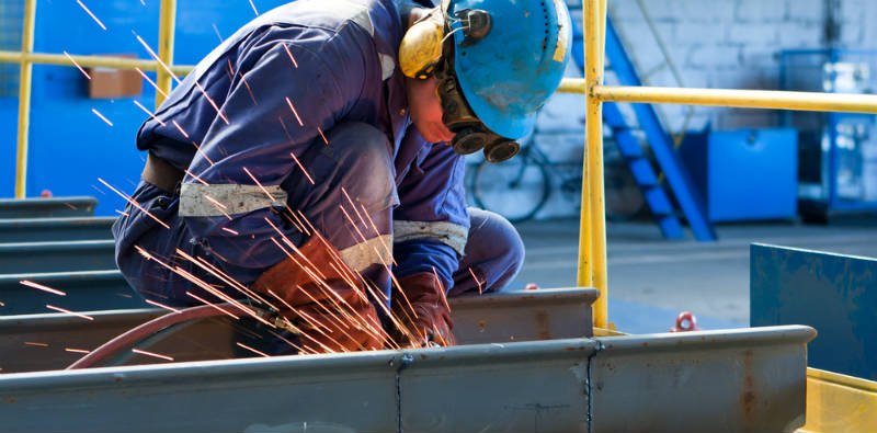 worker welding